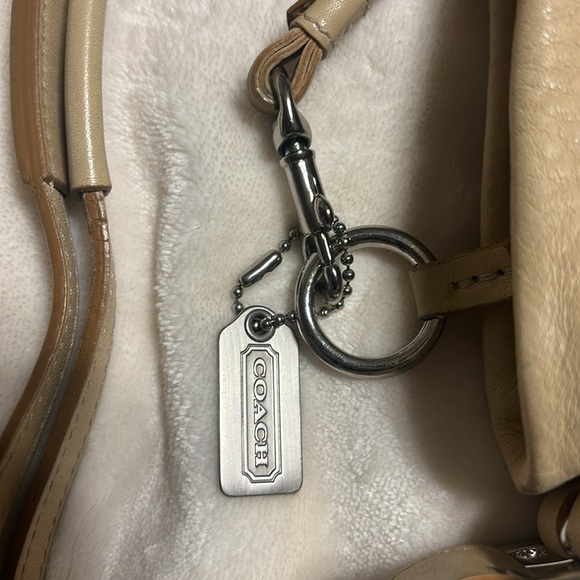 Coach Cream leather Purse - Picture 2 of 7